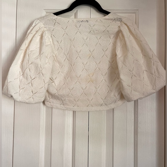 Zara Cream Women's Puff Sleeve Blouse - Picture 2 of 3